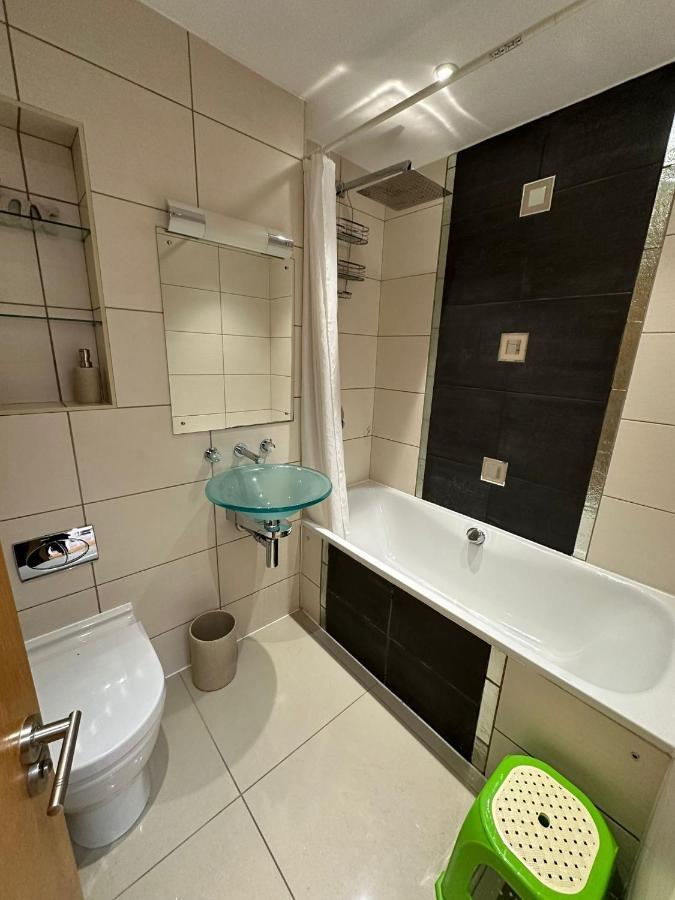 Two Br Flat 5 Mins Walk From London Eye G96 Apartment Exterior foto